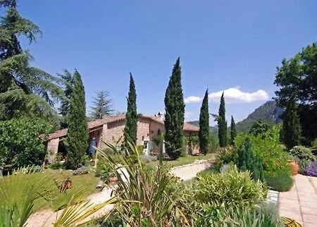 Mas Des Cedres Bed & Breakfast